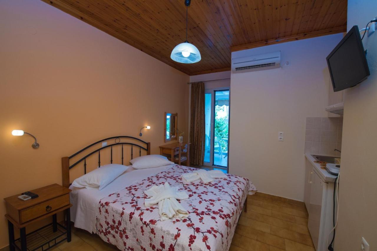 Villa Ferendinoy - Ferendinoy Dionisia Nydri  Eksteriør billede