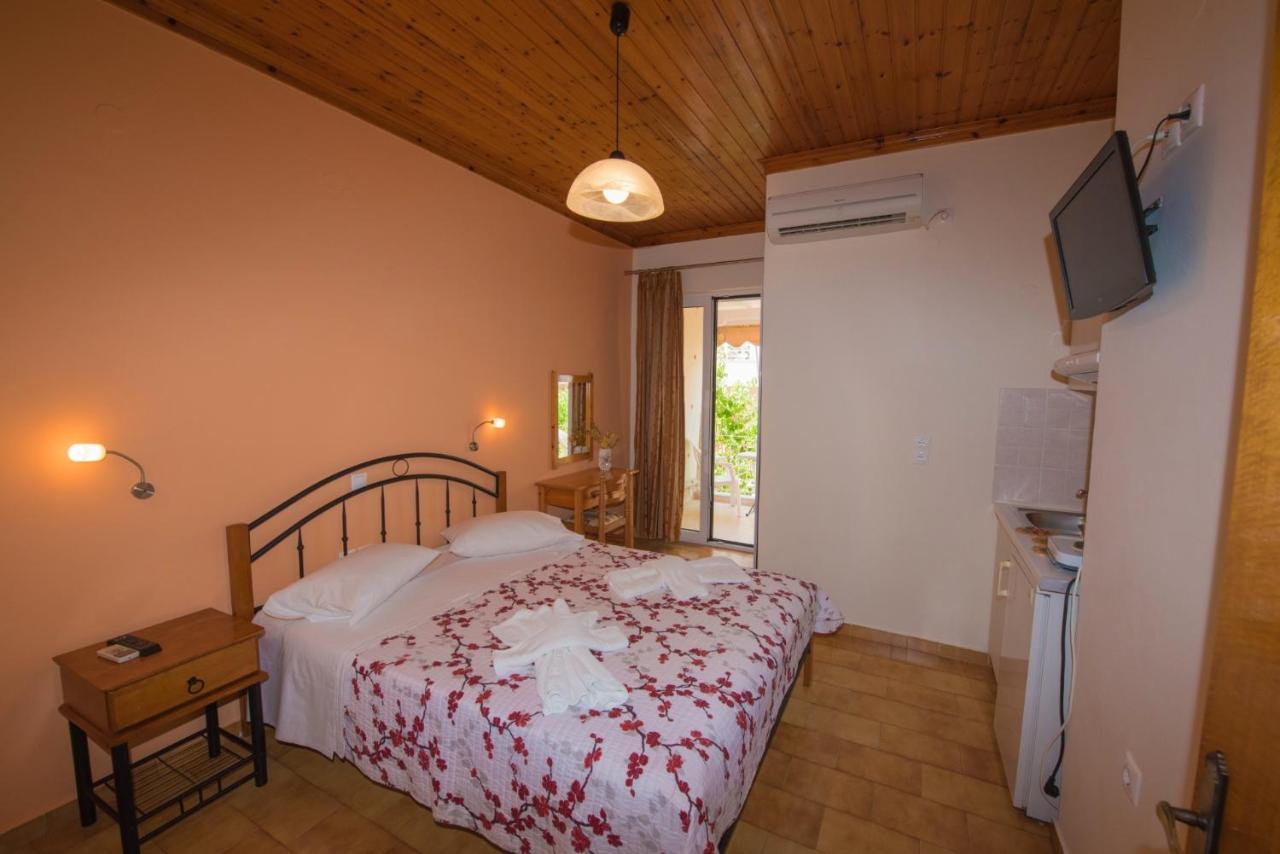 Villa Ferendinoy - Ferendinoy Dionisia Nydri  Eksteriør billede