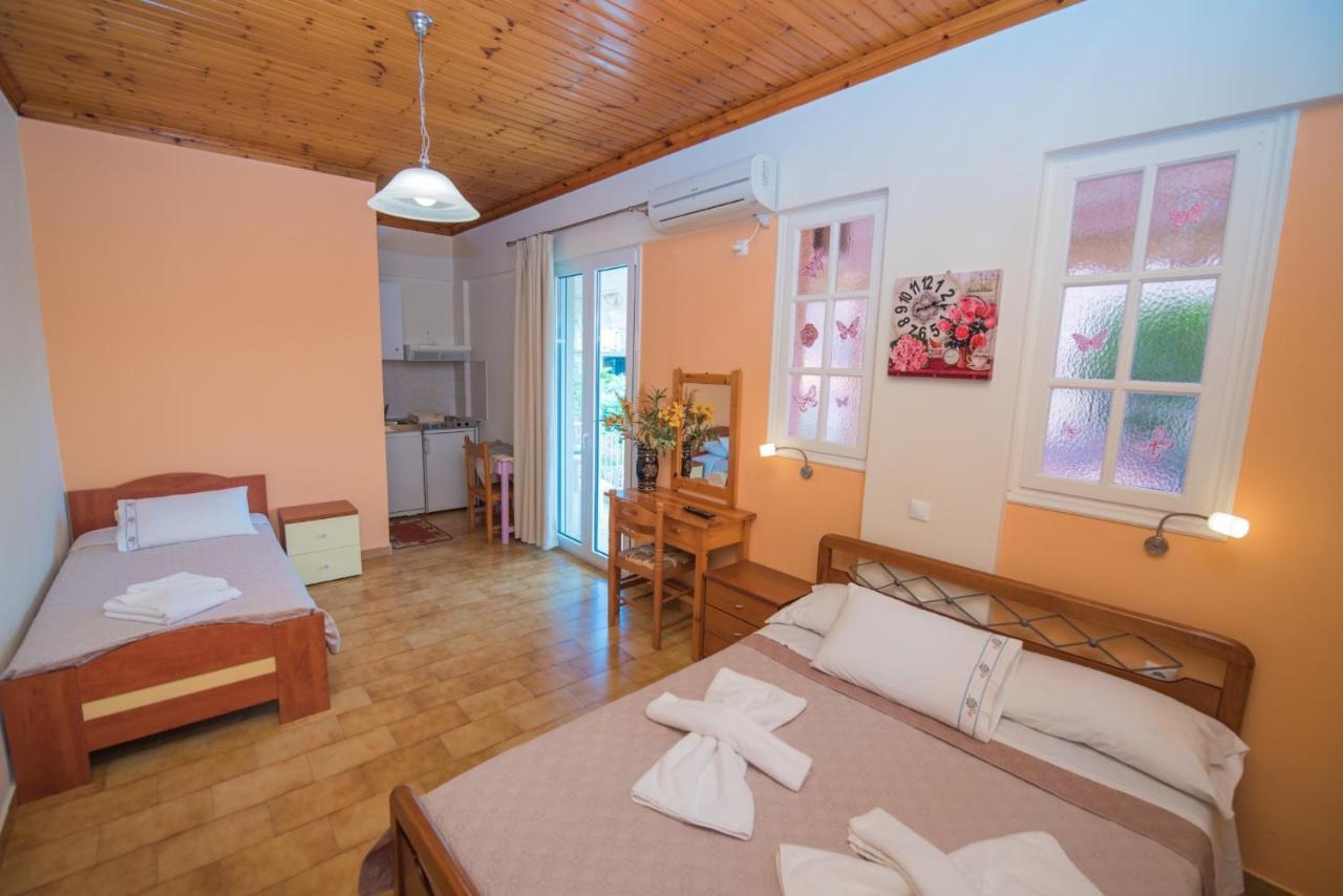 Villa Ferendinoy - Ferendinoy Dionisia Nydri  Eksteriør billede